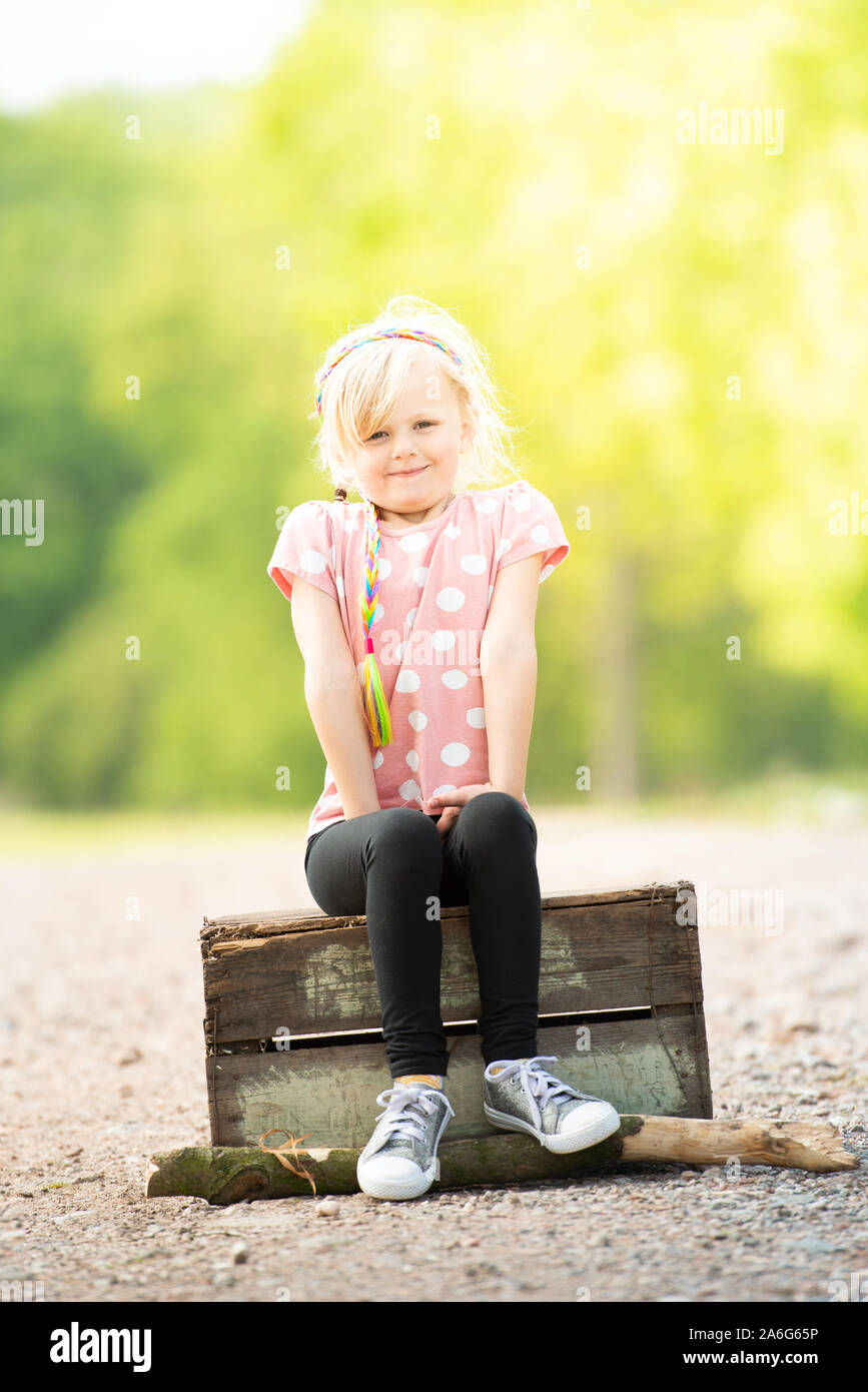 31,106 Little Girl Posing For Camera Images, Stock Photos, 3D objects, &  Vectors | Shutterstock