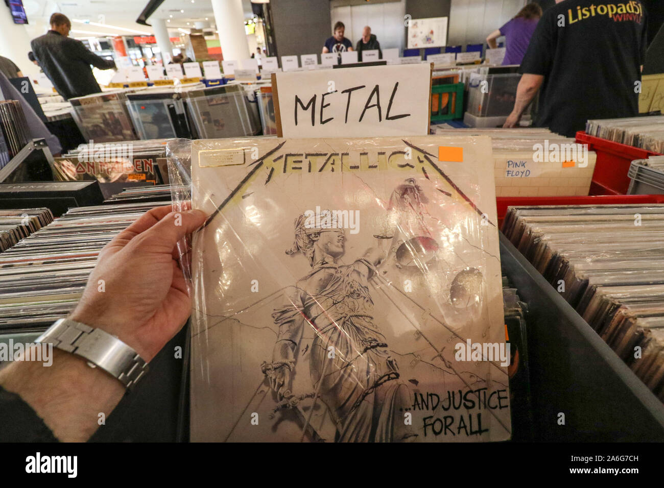 Metallica Master of Puppets CD Fotografía de stock - Alamy