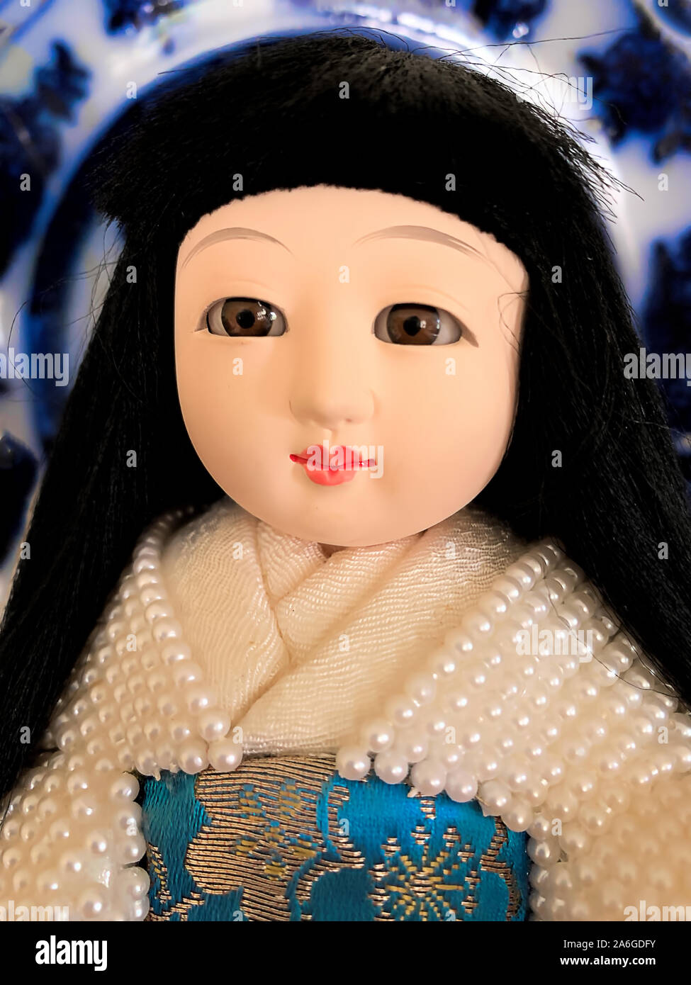 Porcelain doll deals figurines