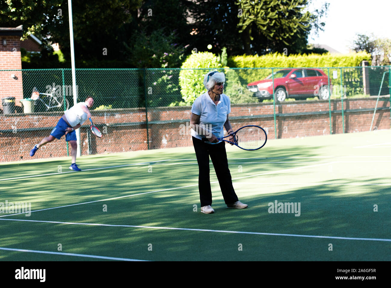 A tennis competition for the elderly, active and athletic, Basford