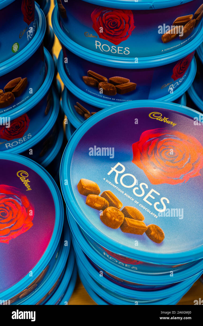 Cadbury roses chocolates hires stock photography and images Alamy