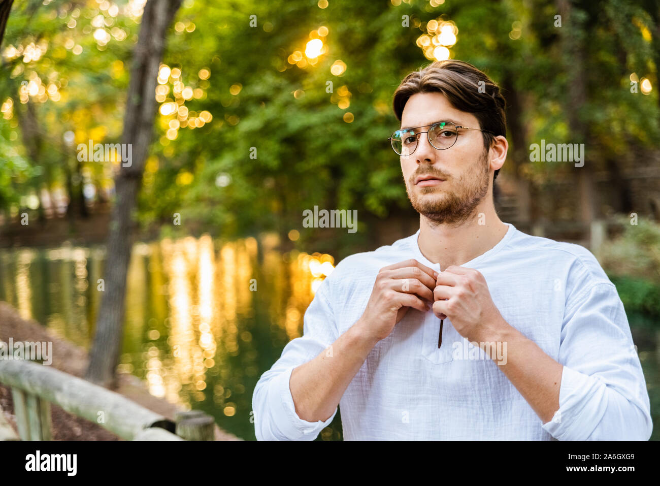 Men models sales with glasses