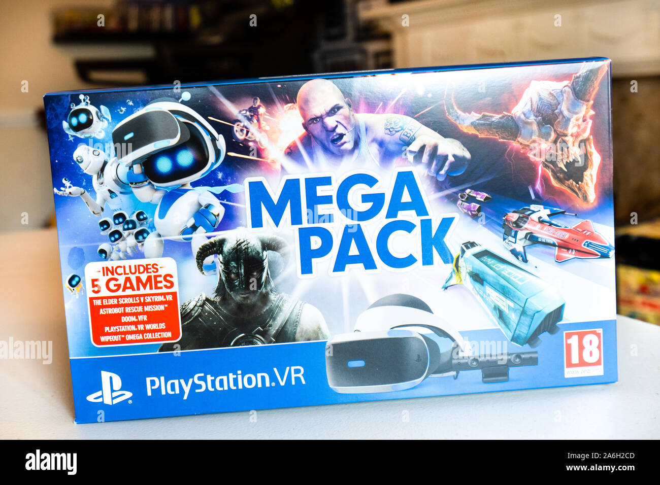 Playstation Virtual Reality Headset and Sony controller, Playstation VR
