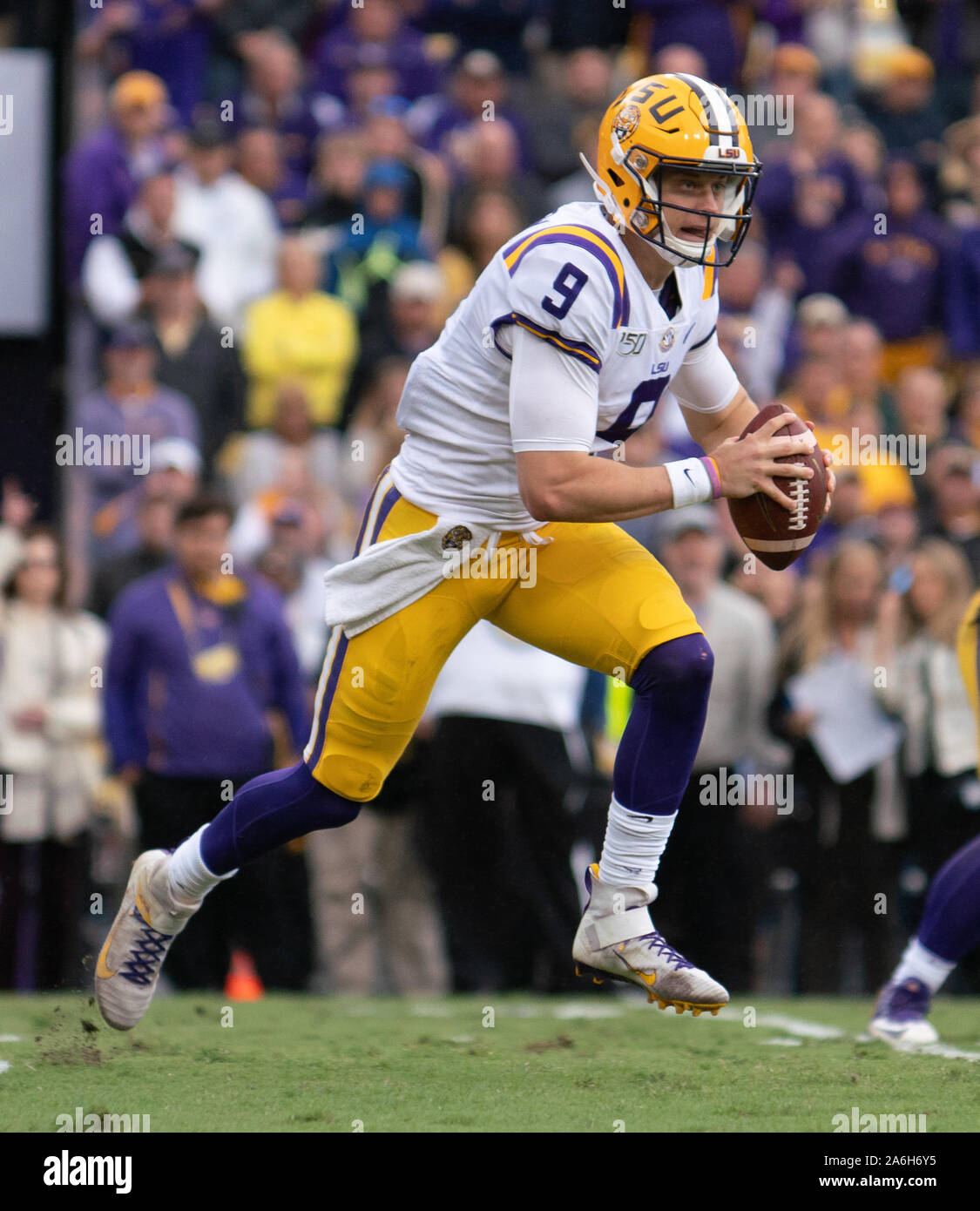 Lsu Tigers Quarterback Joe Burrow 9 Smiles With Espn Reporter Maria Taylor After The Game Against The Clemson Tigers Ncaa College Football Playoff National Championship Game Monday Jan 13 2020 In New