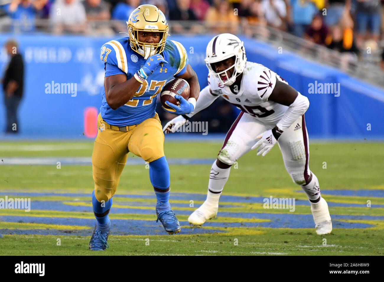 Pasadena, CA. 26th Oct, 2019. UCLA Bruins running back Joshua Kelley #27 runs in action during the first quarter of the NCAA Football game between the UCLA Bruins and the Arizona State Sun Devils at the Rose Bowl in Pasadena, California.Louis Lopez/CSM/Alamy Live News Stock Photo