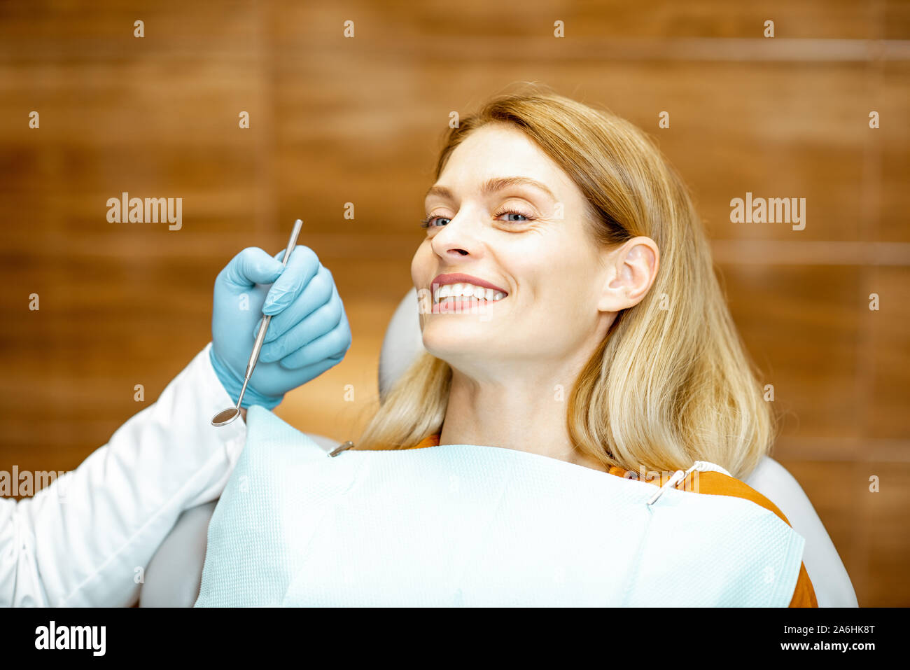 Toothy wellbeing hi-res stock photography and images - Alamy
