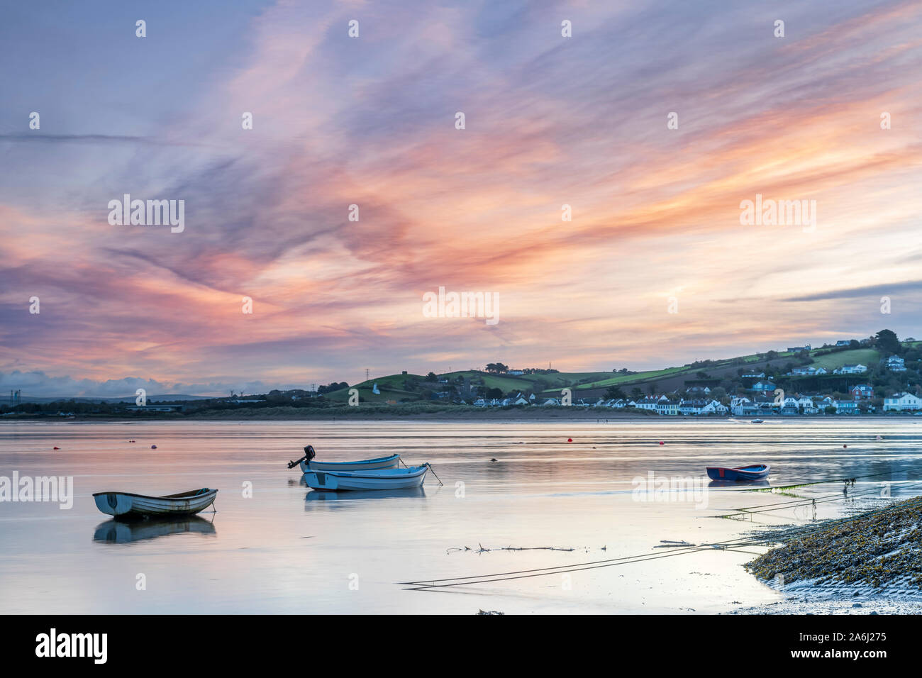 Appledore, UK. Sunday 27th October 2019. UK Weather. After several days of heavy downpours in North Devon, overnight the weatherfront clears away allowing a tranquil and still start to Sunday on the River Torridge estuary at the coastal village of Appledore. Terry Mathews/Alamy Live News. Stock Photo