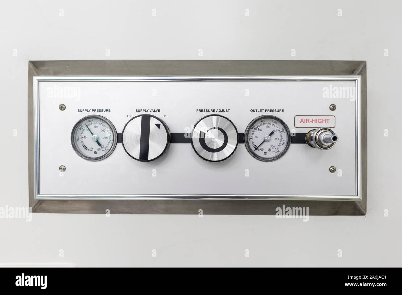 Nitrogen control panel on wall of emergency room Stock Photo Alamy