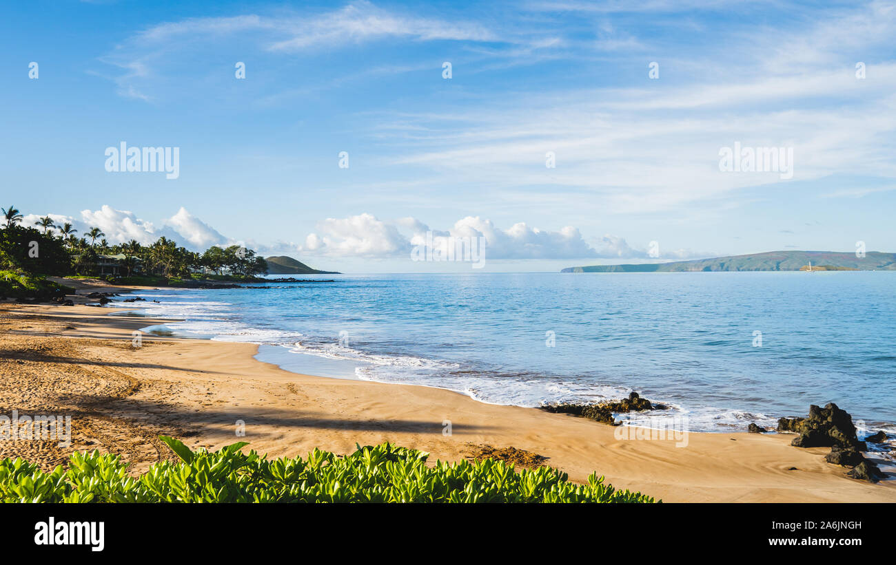 Wailea Beach path starting from the Four Seasons in Maui. Scenic ocean front hiking Stock Photo