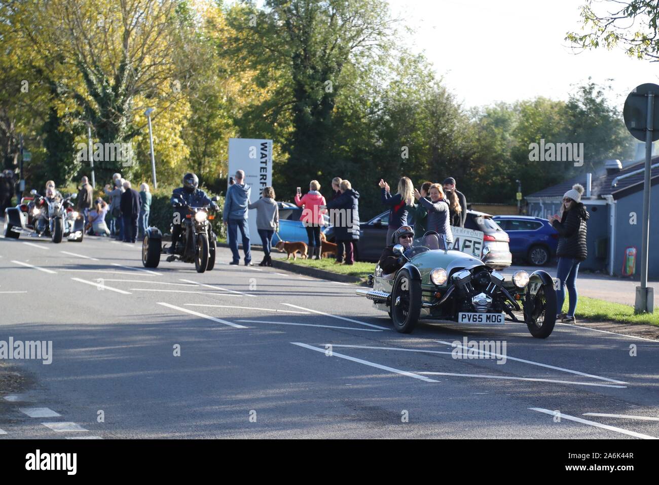 Benson, UK. 27th Oct 2019, Over 4,500 bikers gathered at RAF Benson for the Ride of Respect for PC Andrew Harper from Benson to Abingdon. A vintage Morgan three-wheeler and a trike seen here at Benson. Credit: Uwe Deffner / Alamy Live News Stock Photo