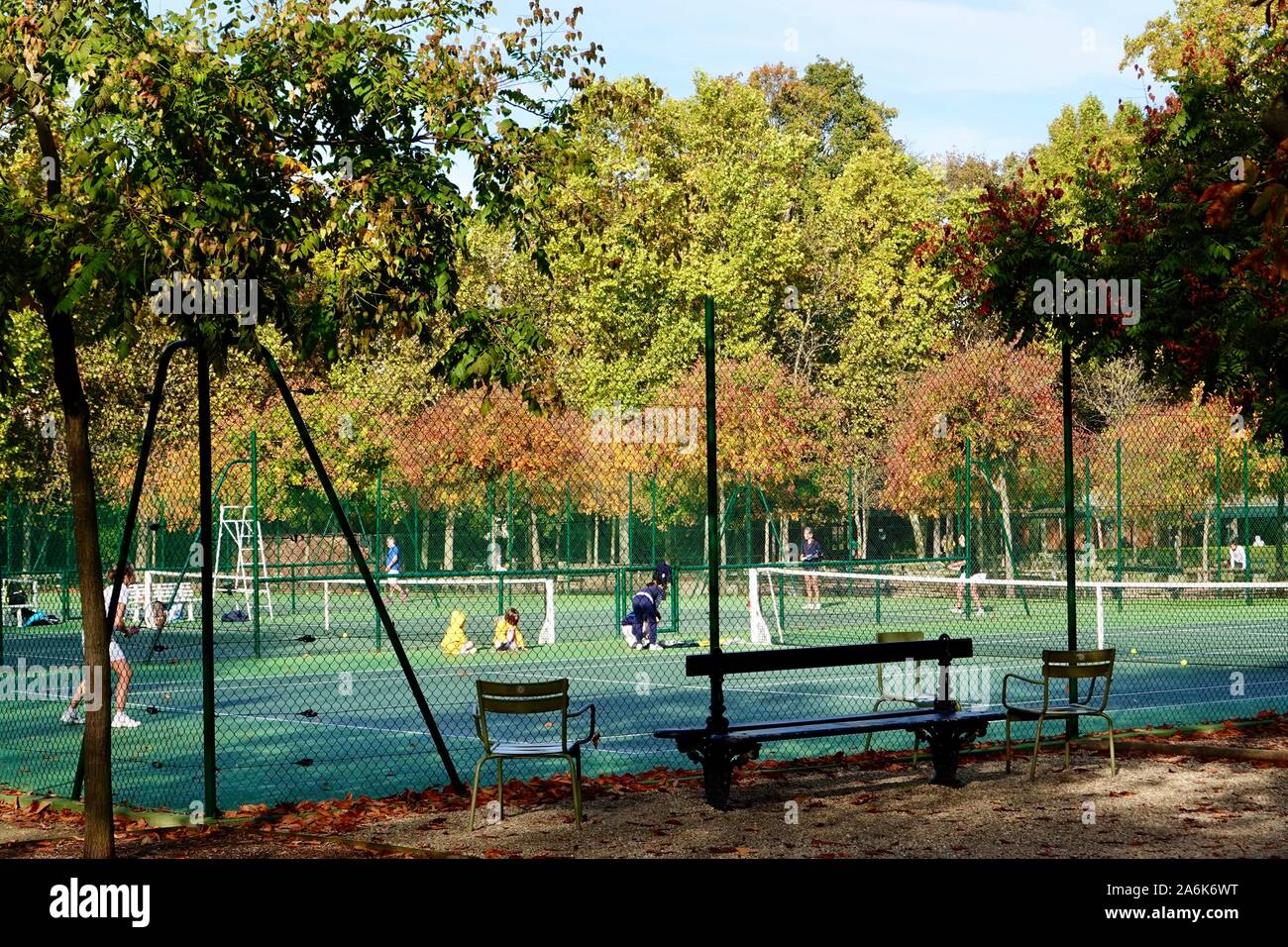 Tennis courts jardin du luxembourg hi-res stock photography and images -  Alamy