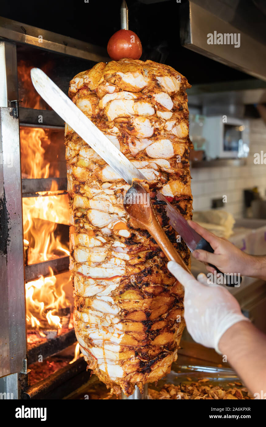 Chicken Doner Kebab High Resolution Stock Photography And Images Alamy Chicken Doner Kebab High Resolution Stock Photography And Images Alamy