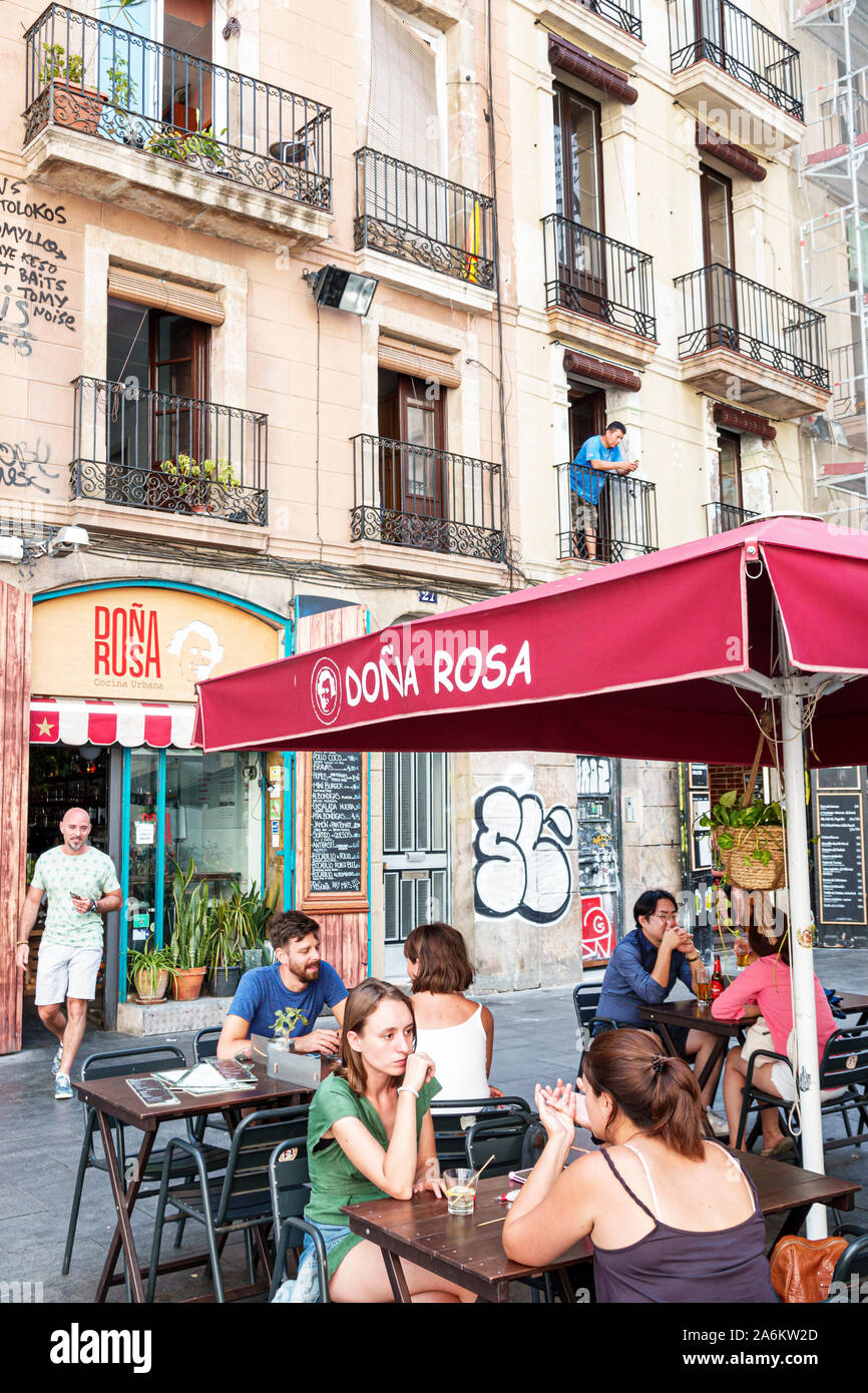 Barcelona Spain,Catalonia Catalunya,Ciutat Vella,El Raval,Dona Rosa Urban  Cuisine,restaurant restaurants food dining eating out cafe cafes  bistro,outs Stock Photo - Alamy