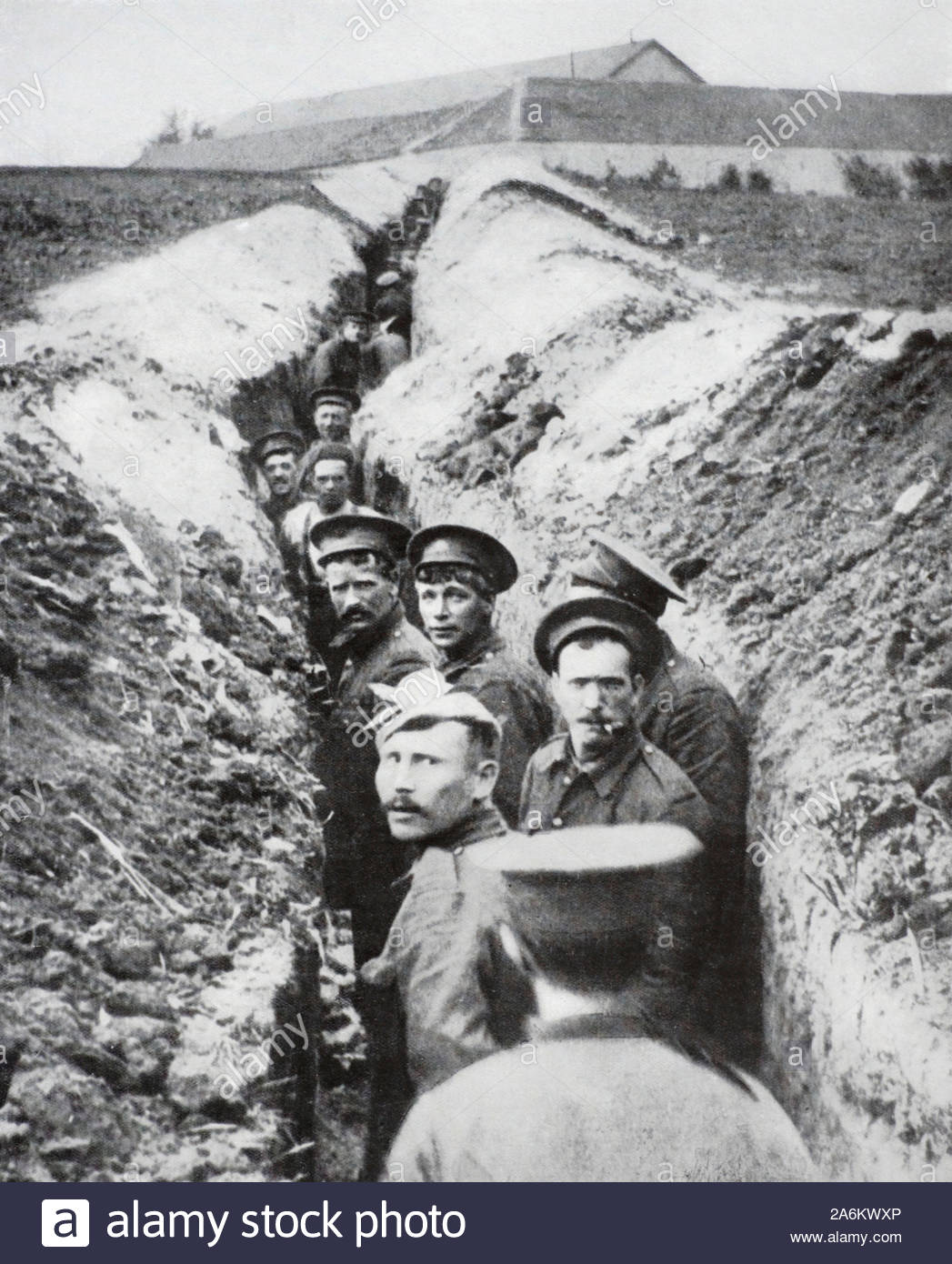 WW1 British soldiers in the trenches, vintage photograph from 1914 Stock Photo