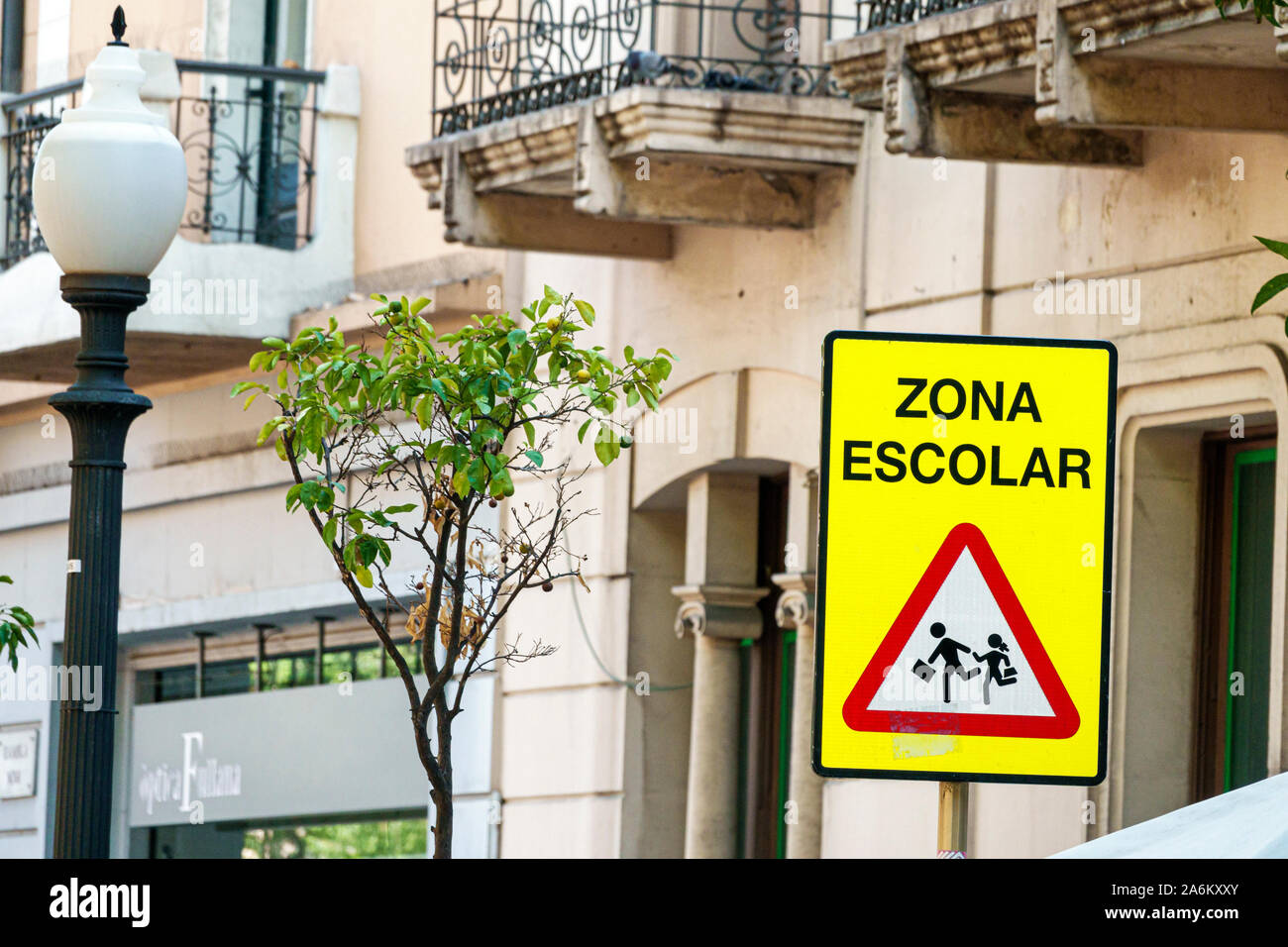 Tarragona Spain,Hispanic Latin Latino,Catalonia Catalunya,Rambla Nova,traffic sign,school zone
