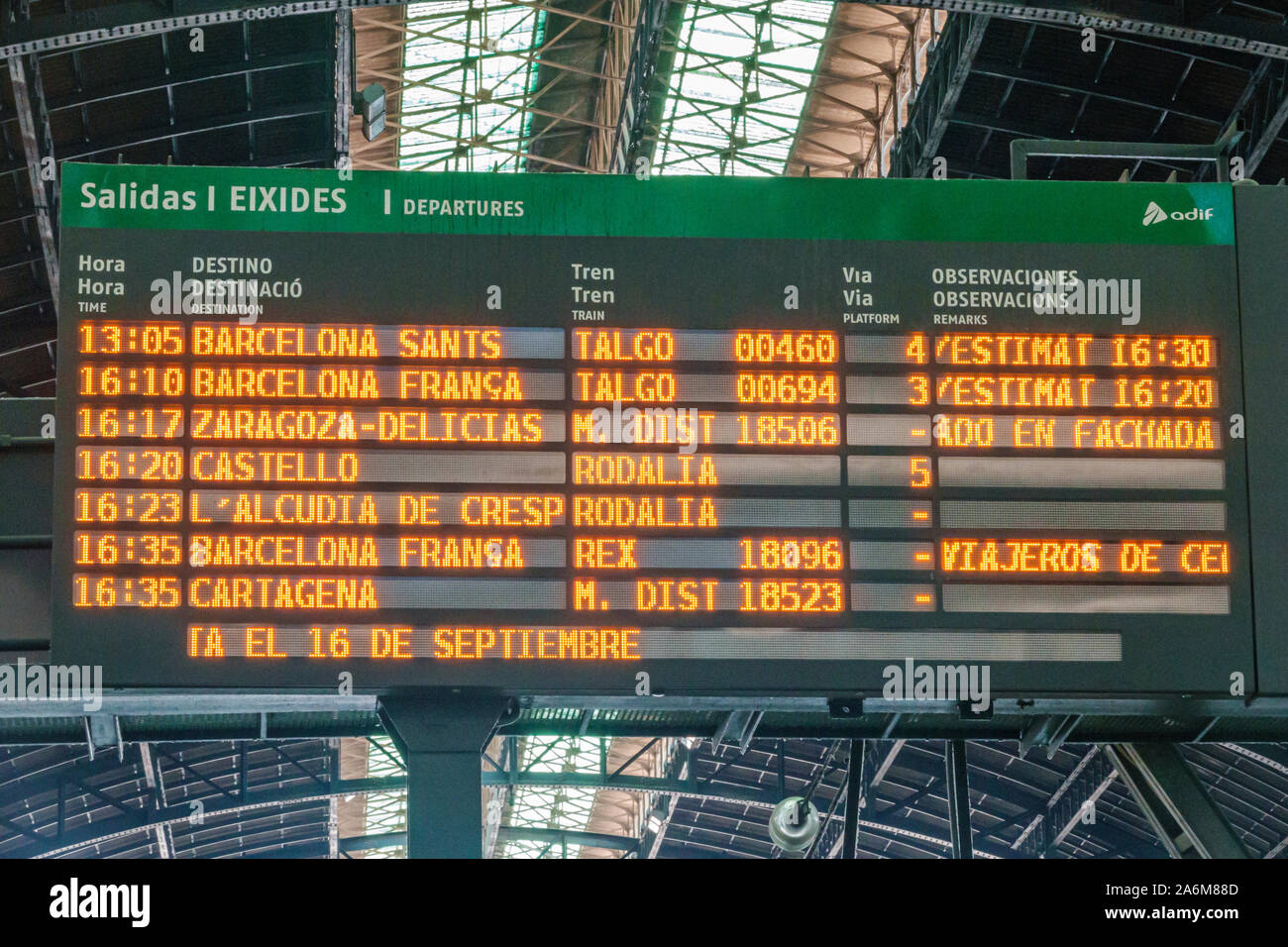 departure board train high resolution stock photography and images alamy