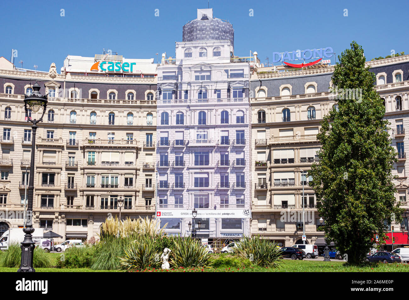 Barcelona Spain,Catalonia Plaza de Francesc Macia,Edifici Ferrer Cajigal Building,1935,Beaux Art architecture,by Josep Rodriguez i Lloveras,facade,sem Stock Photo
