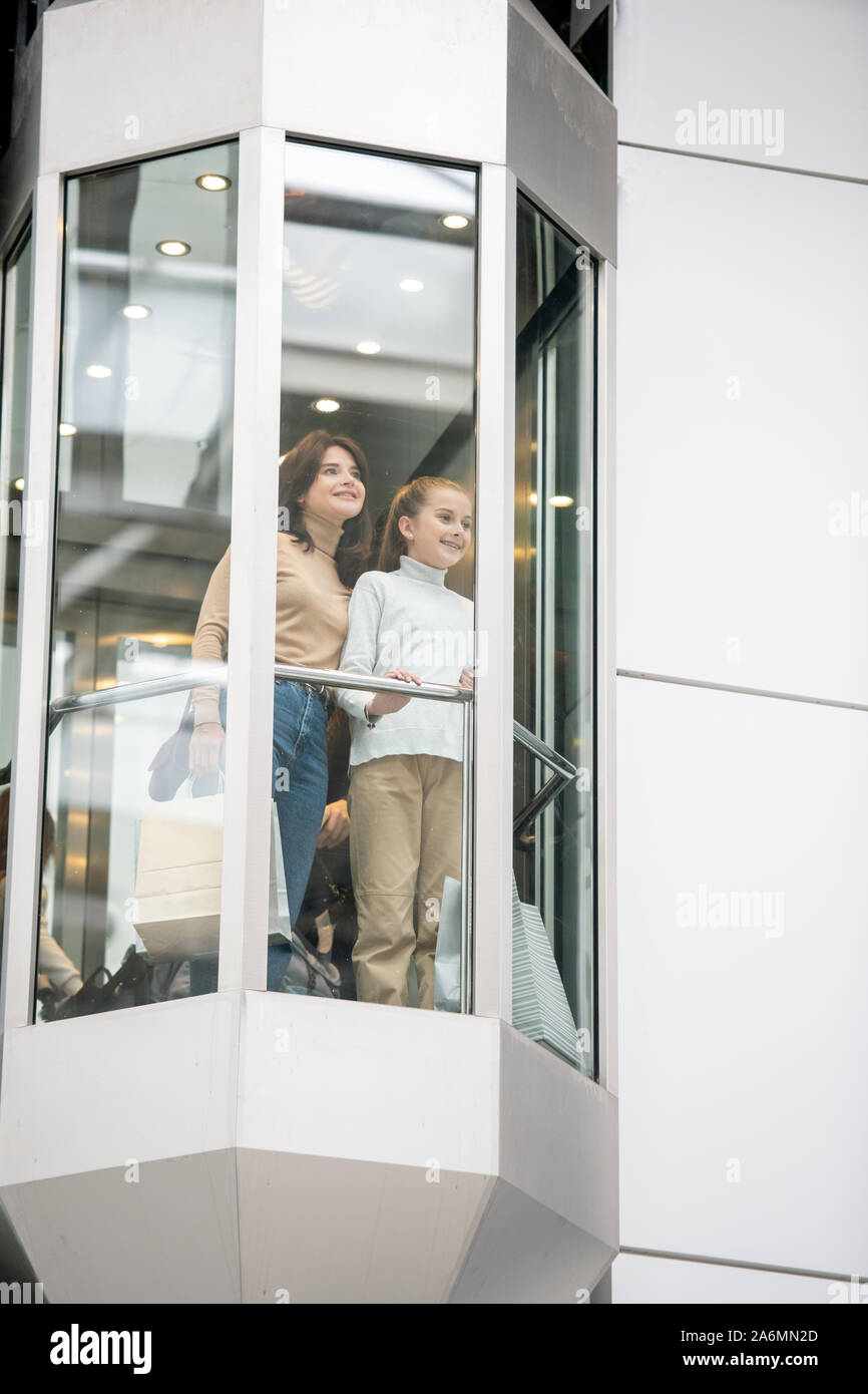 Window elevator hires stock photography and images Alamy