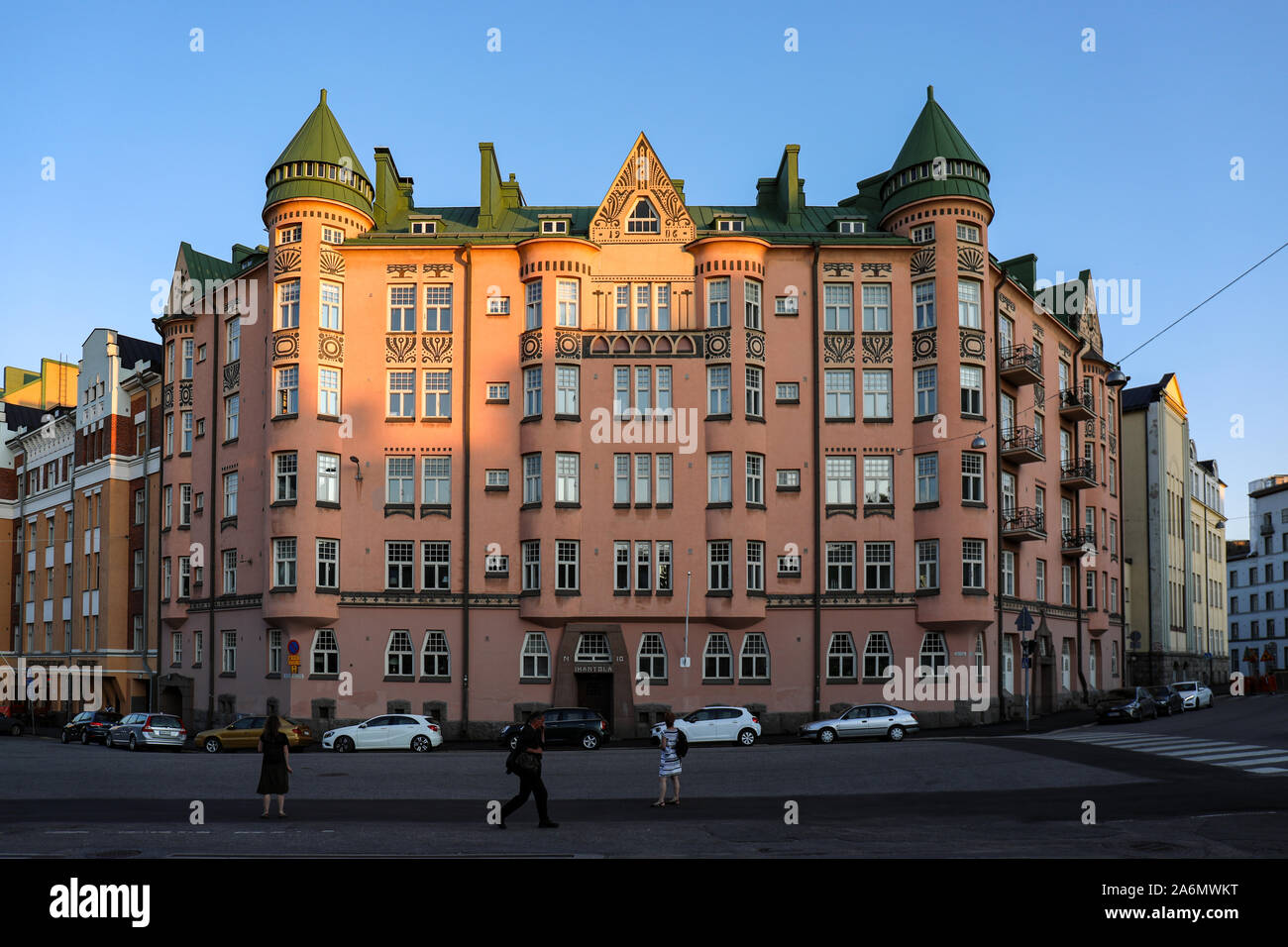 Ihantola, Jugend-style residential building in Kallio district of Helsinki, Finland. Designed by architect O. E. Koskinen  and built in 1907. Stock Photo