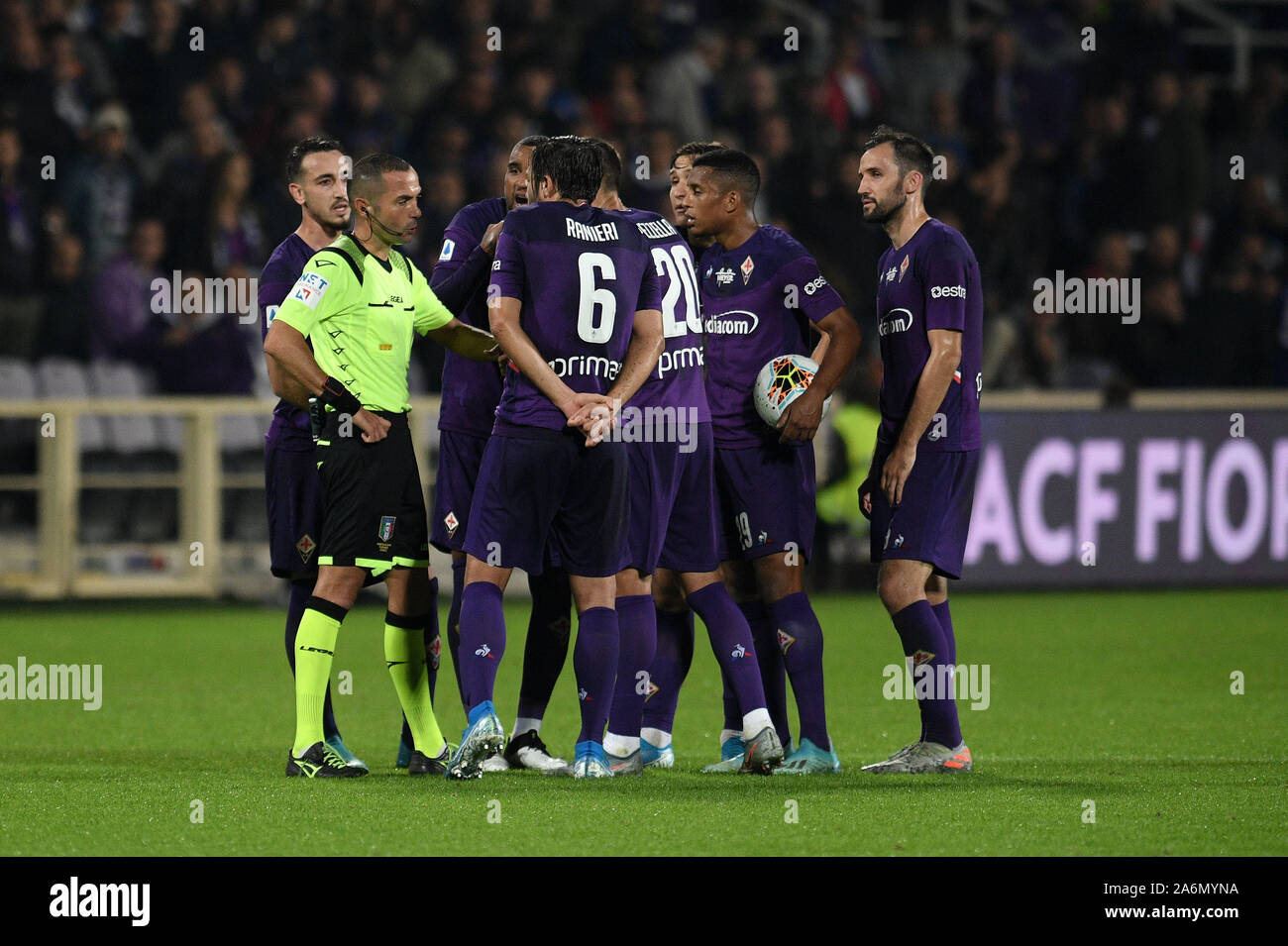 Firenze, Italy. 27th Oct, 2019. le proteste of fiorentina after the goal of immobileduring, Italian Soccer Serie A Men Championship in Firenze, Italy, October 27 2019 - LPS/Matteo Papini Credit: Matteo Papini/LPS/ZUMA Wire/Alamy Live News Stock Photo