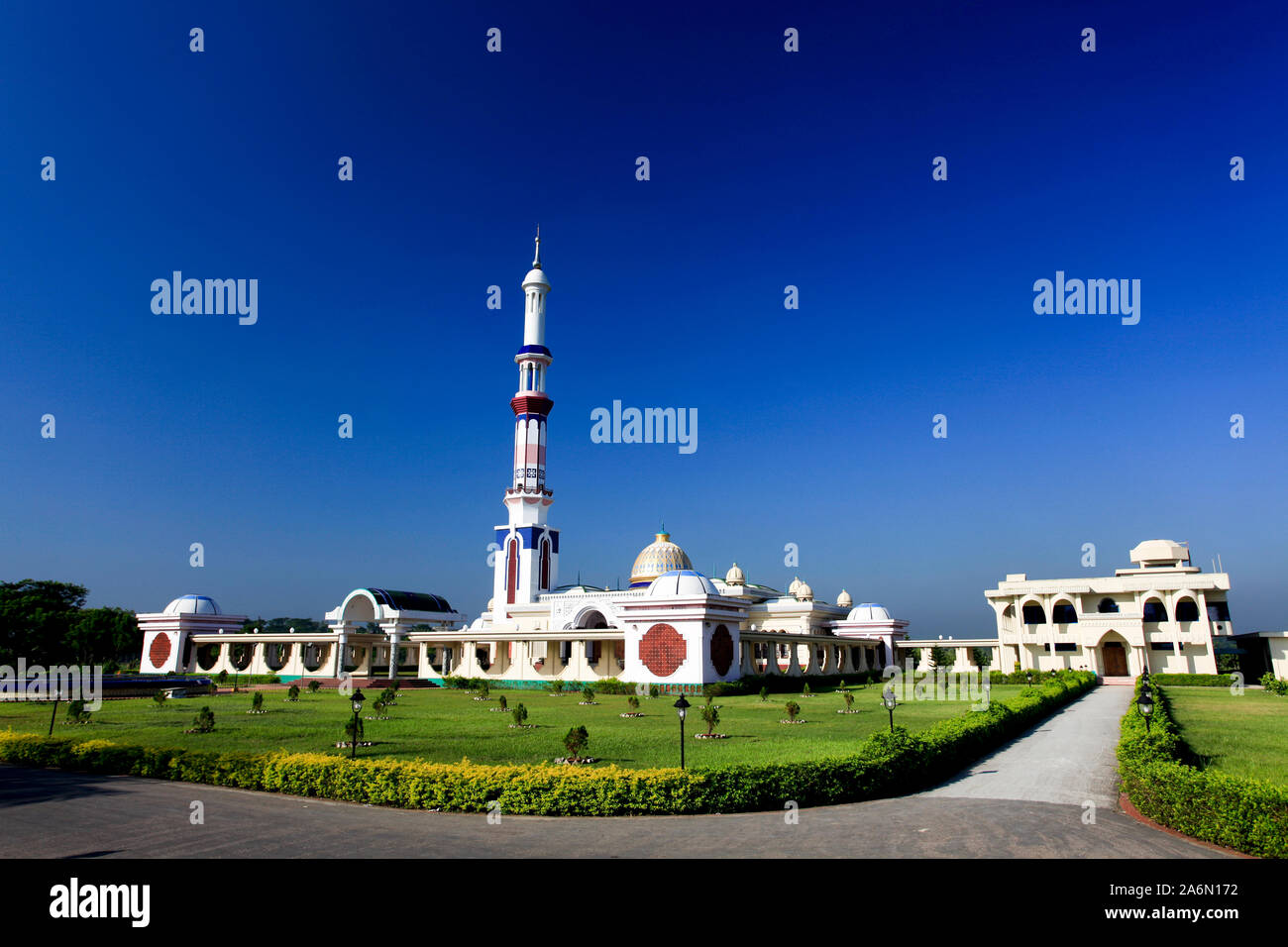 The stately Baitul Aman Jame Mosque, about 34 kilometers away from Barisal city, was built in 2004, following modern Muslim architecture. Barisal, Bangladesh. November 10, 2010. Stock Photo