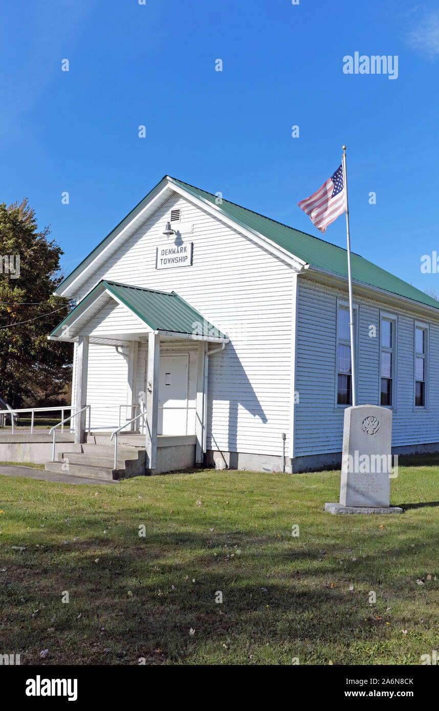 A white wooden rural township town hall in Ashtabula County, Ohio, USA. Stock Photo