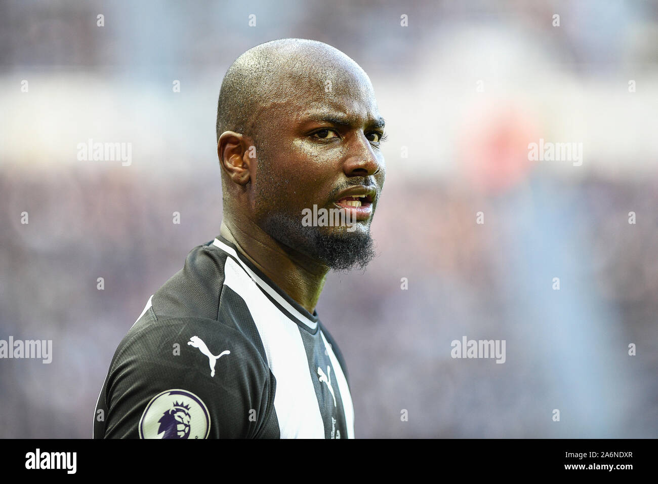 27th October 2019, St. James's Park, Newcastle, England; Premier League, Newcastle United v Wolverhampton Wanderers : Jetro Willems of Newcastle United in action Credit: Iam Burn/News Images Stock Photo