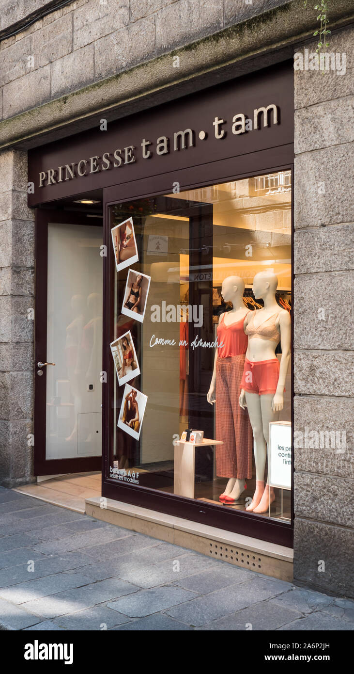 Princesse Tam Tam, french clothing brand for woman, store front view in  France, Saint malo 9-8-10 Stock Photo - Alamy