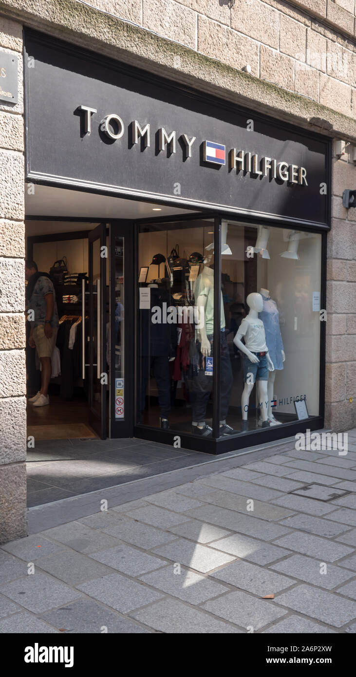 Konservierungsmittel Sind depressiv Vokal tommy hilfiger barcelona store  Interesse Alphabet Zuweisung