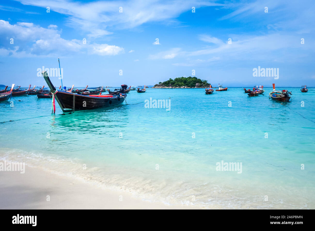 Tropical paradise in koh lipe hi-res stock photography and images - Alamy