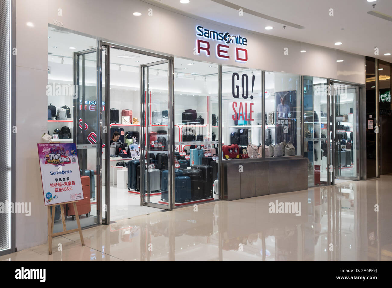 Samsonite Shop facade in China during special sale in chinese mall Dalian,  China 13-06-19 Stock Photo - Alamy