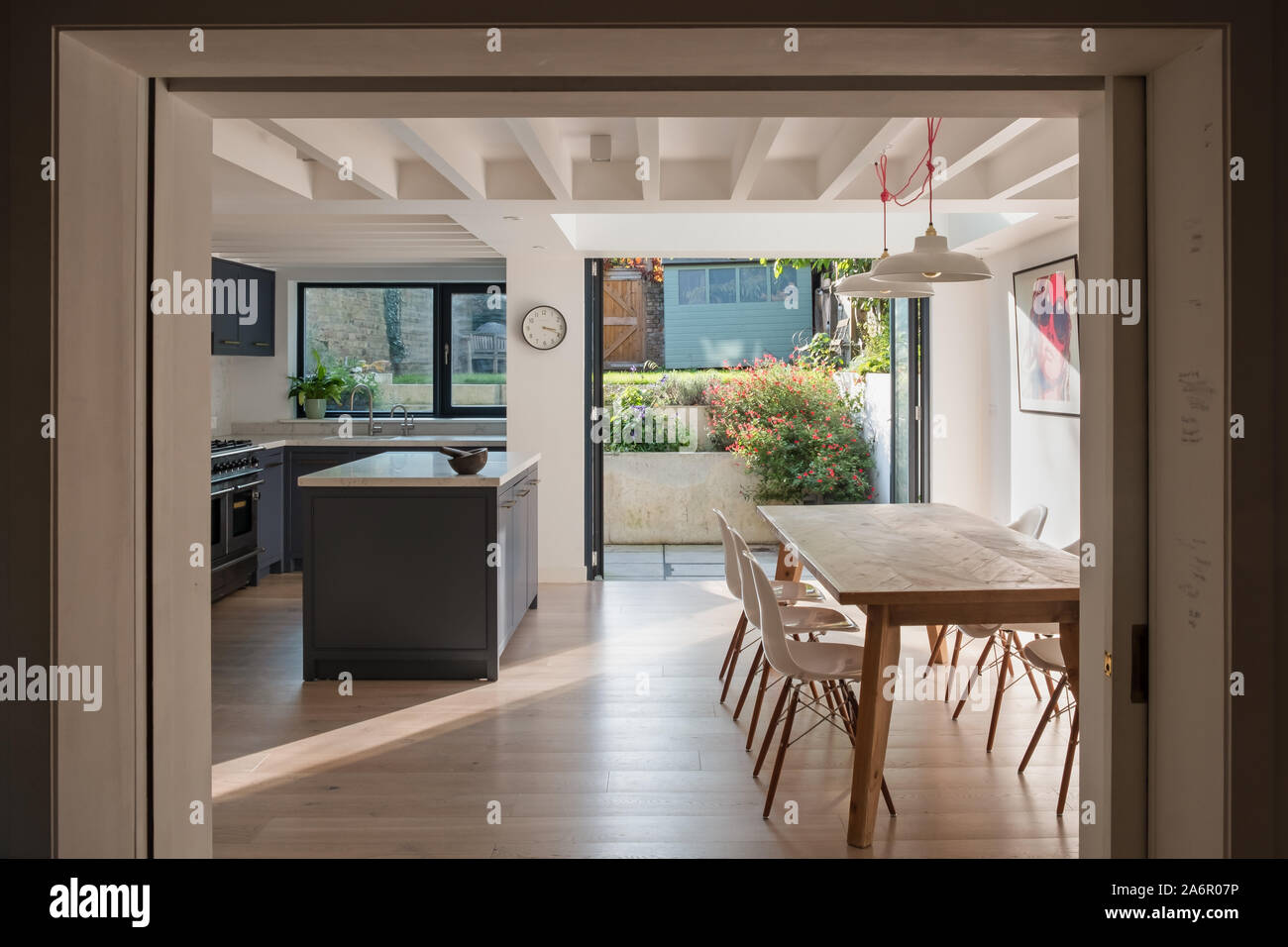 Refurbishment and extension of a house in Clapham by Prewett Bizley ...