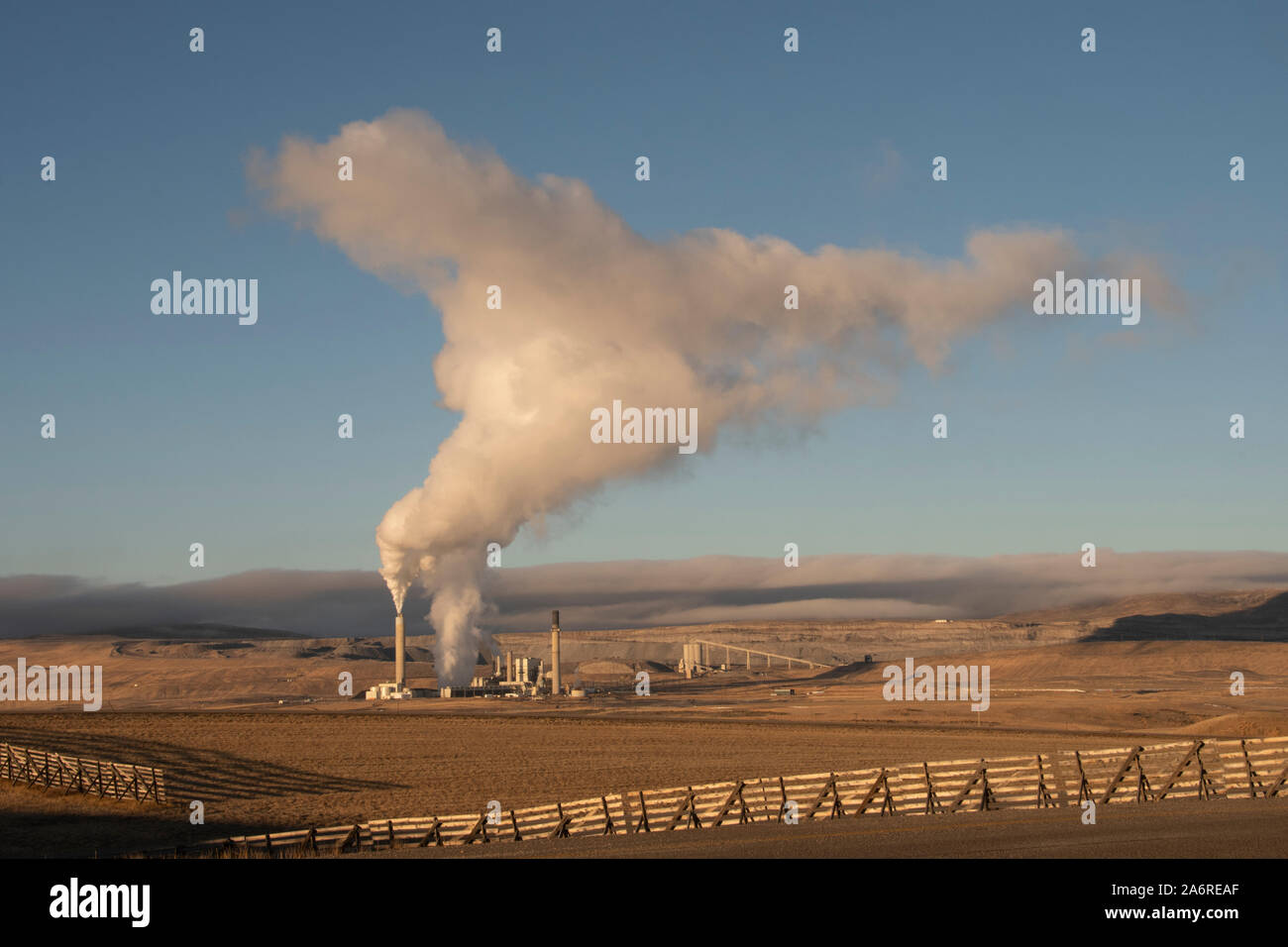 PacificCorp Naughton Coal fired - Pacificcorp Naughton Coal Fired Power Plant Kemmerer Wyoming 2A6REAF 