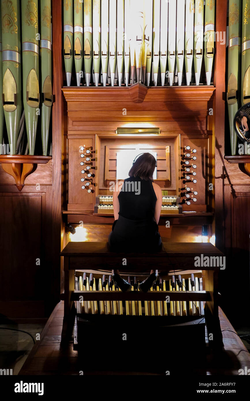 Cathedral Pipe Organ, classical music concert Stock Photo Alamy