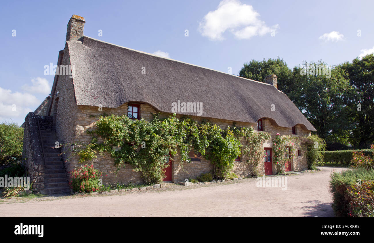 Thatched cottage Kerhinet, Brittany Stock Photo