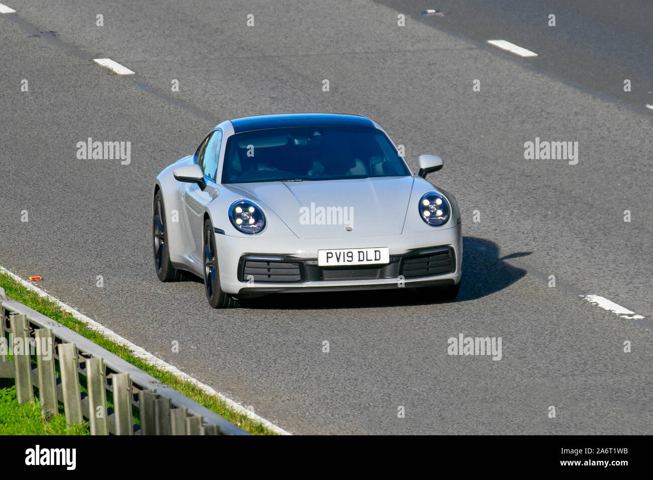 Porsche 911 991 carrera 4s hi-res stock photography and images - Alamy