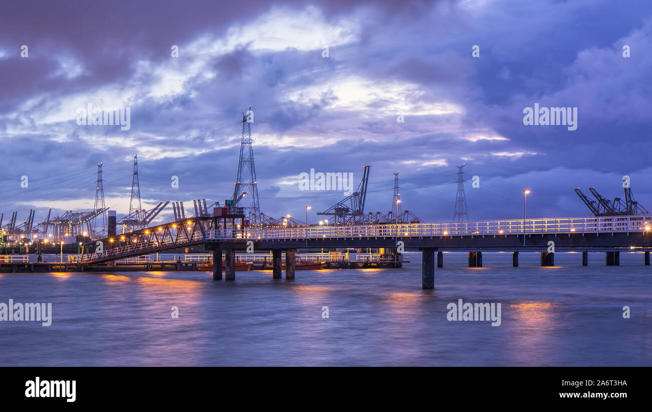 Pier in river Scheldt with container terminal on the background, Port ...