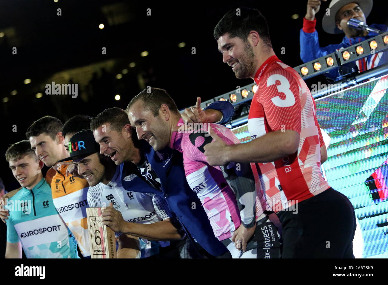 Lee Valley Velodrome - LONDON, UK. 27th October 2019.  Sprinters celebrate the finsh of the Six Day London cycling event. Stock Photo