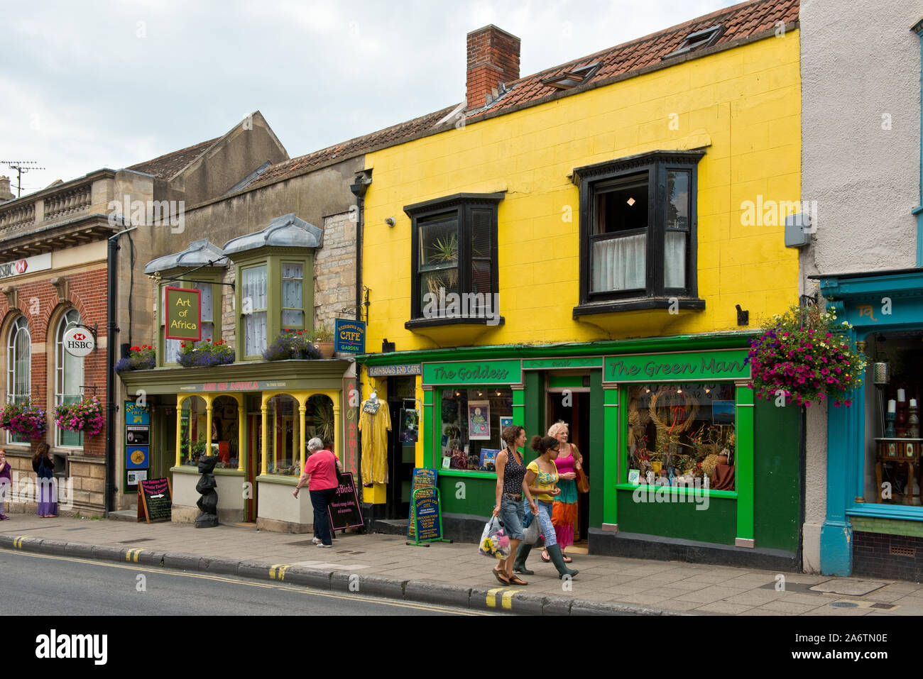 Shops on High Street. Glastonbury, England Stock Photo Alamy