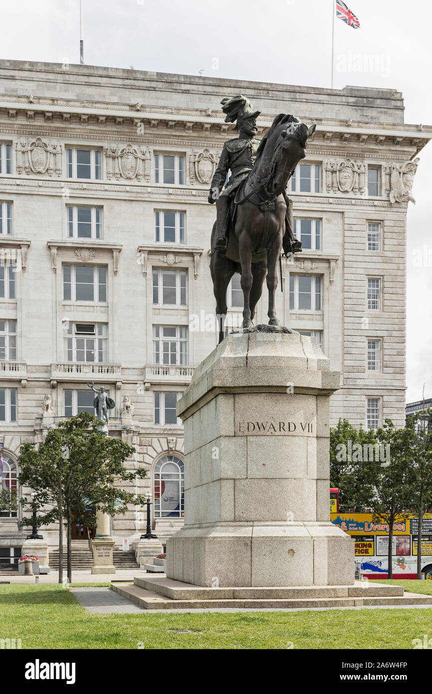 Edward 7th statue at Pier Head, Liverpool, UK Stock Photo