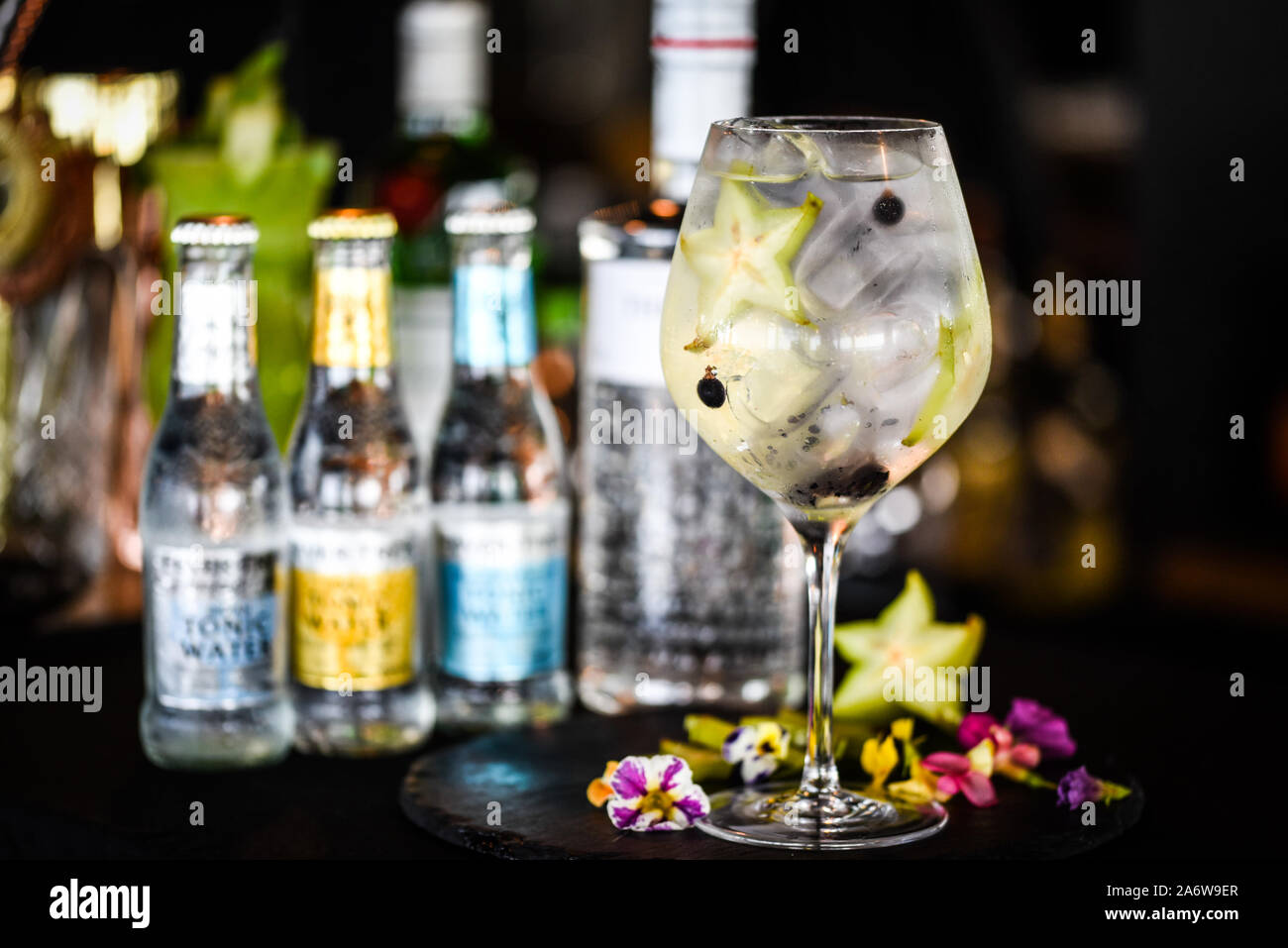 fresh gin tonic beverage with fruits & spices Stock Photo Alamy