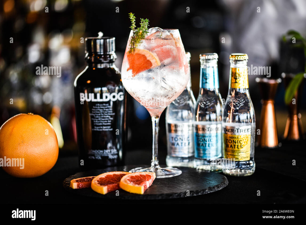 fresh gin tonic beverage with fruits & spices Stock Photo Alamy
