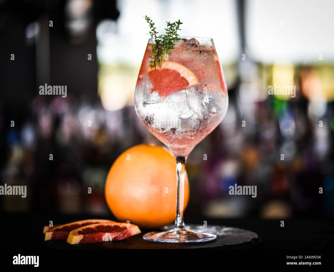 fresh gin tonic beverage with fruits & spices Stock Photo Alamy