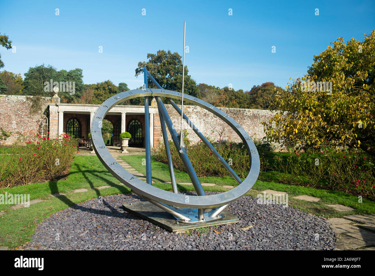 Reclining sundial hires stock photography and images Alamy