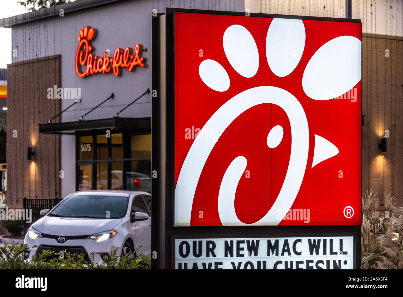 Chick fil a sign hi-res stock photography and images - Alamy