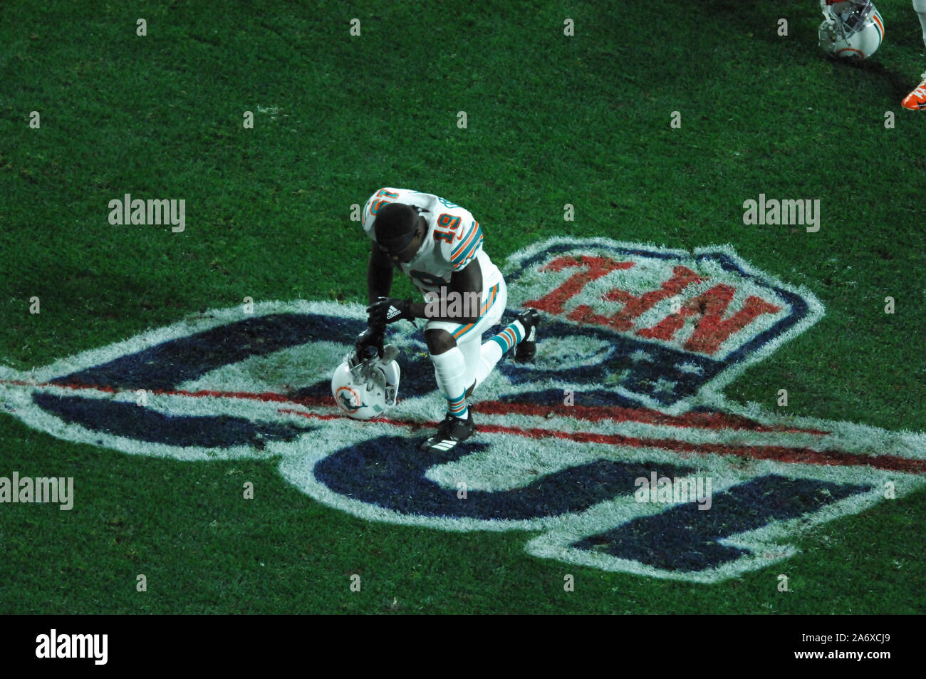 Sep 22, 2019: Miami Dolphins wide receiver Jakeem Grant #19 is tackled by  Dallas Cowboys Jamize Olawale #49 during an NFL game between the Miami  Dolphins and the Dallas Cowboys at AT&T