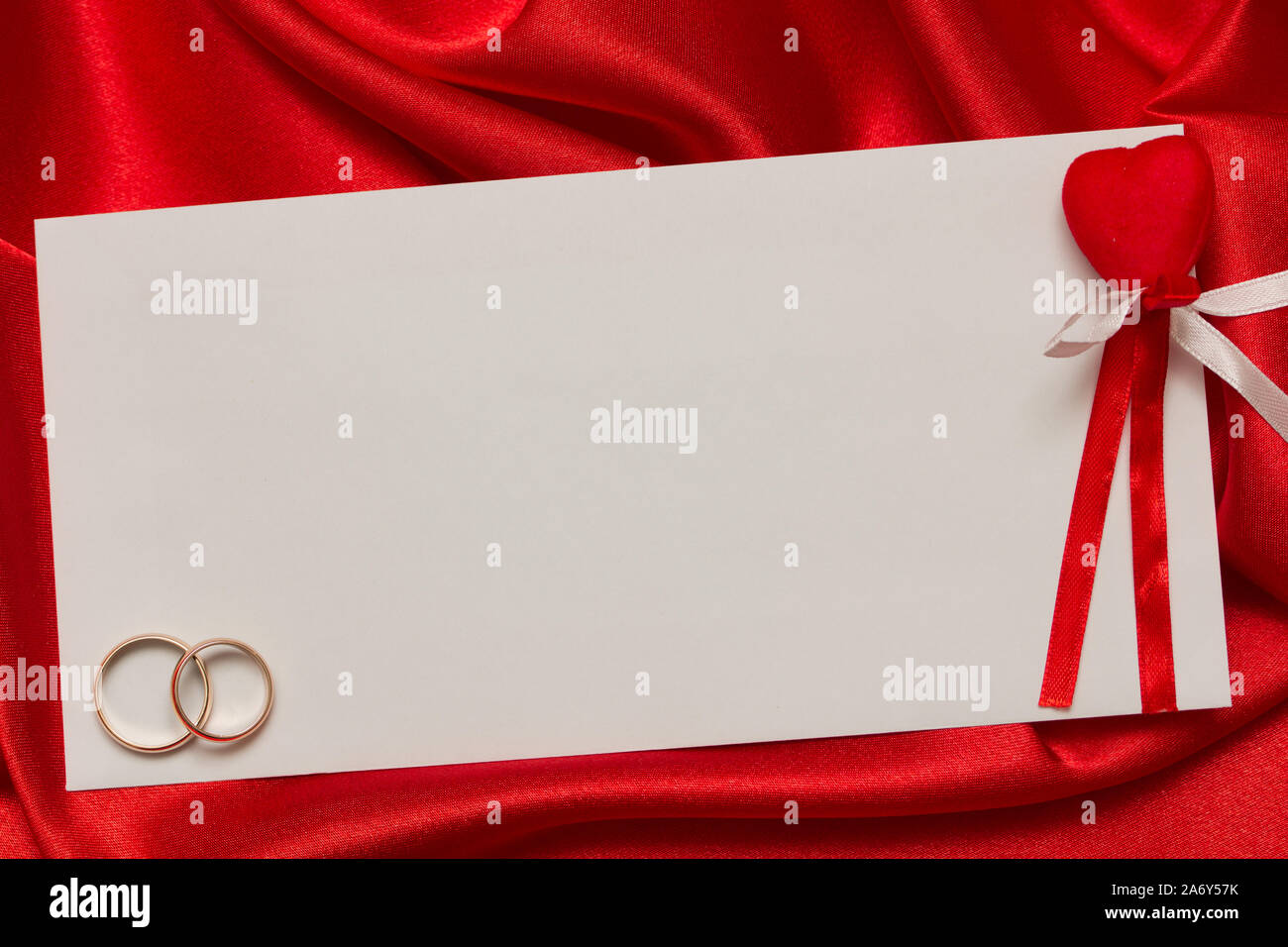 Wedding invitation card ribbon hi-res stock photography and images - Alamy