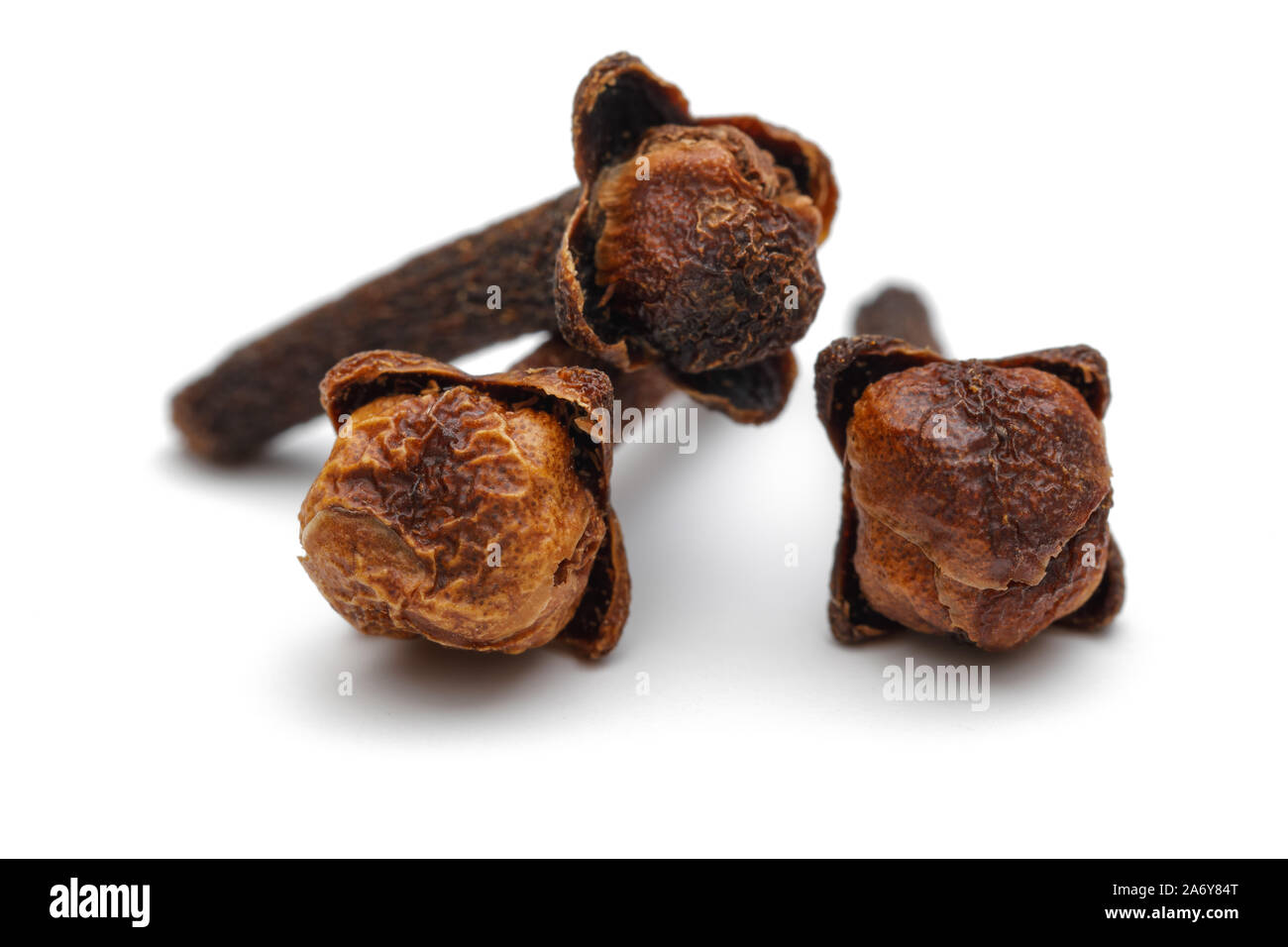 Dry Clove Buds Isolated On White Background Stock Photo - Alamy