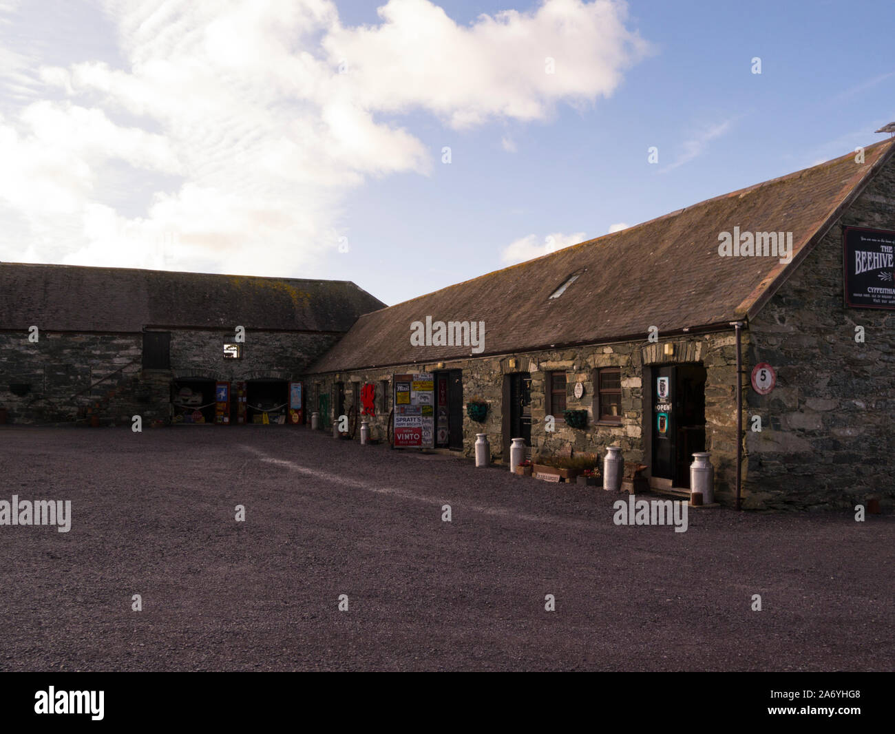 Beehive preserves hires stock photography and images Alamy