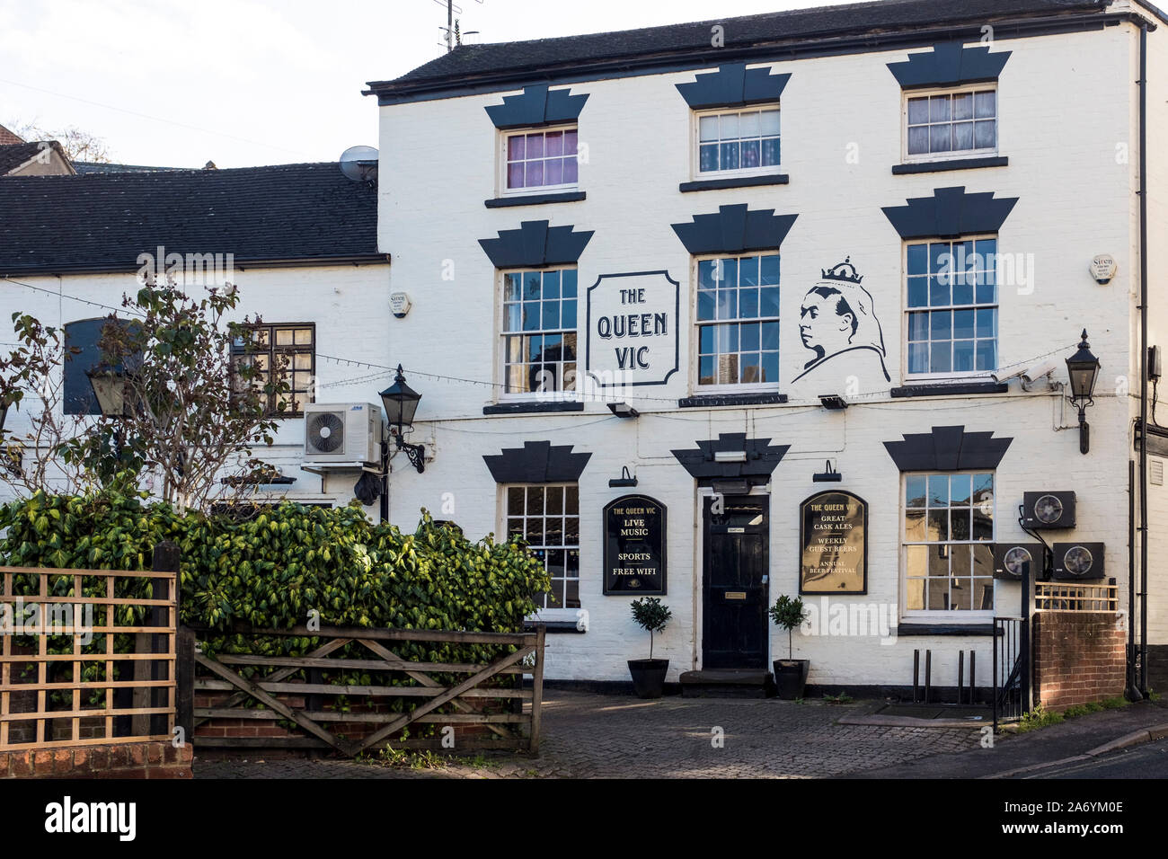 The Queen Vic pub restaurant, Stroud, Gloucestershire, UK Stock Photo